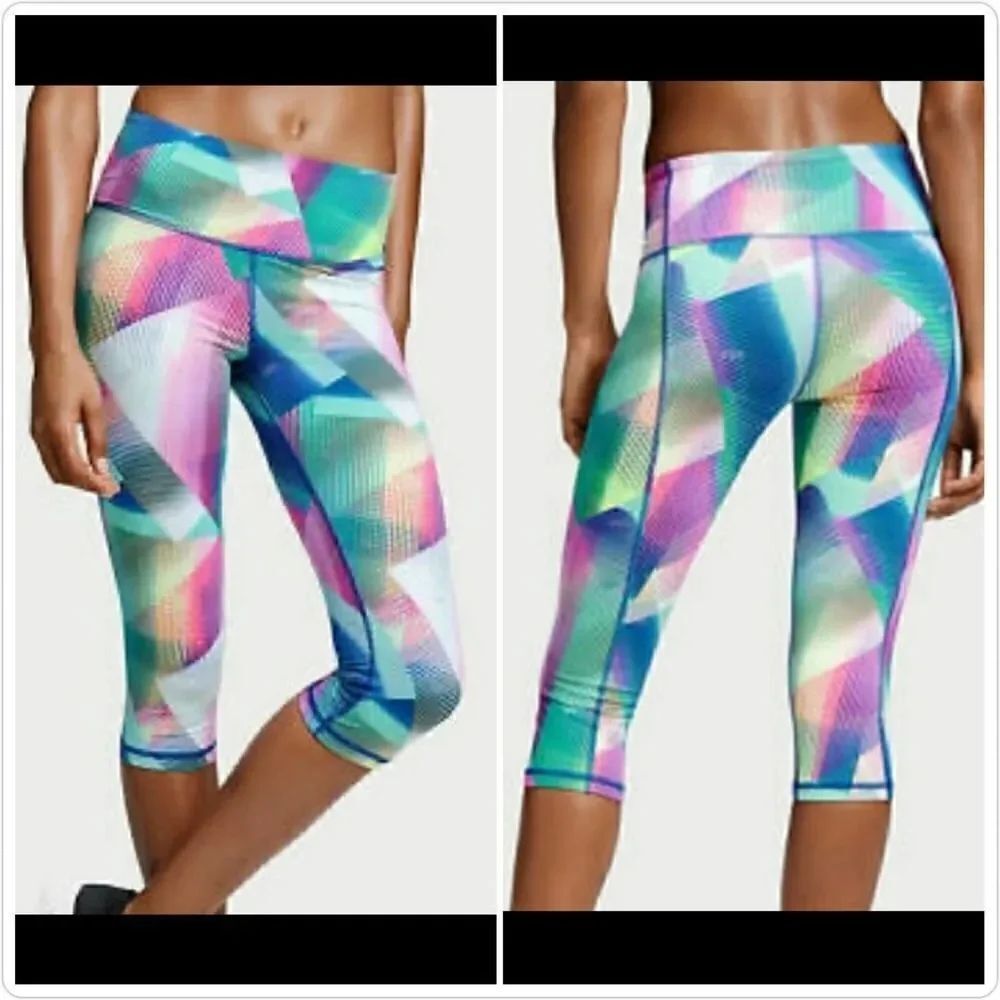 VSX Victoria's Secret Knockout Digi Cube rainbow cropped leggings sz S